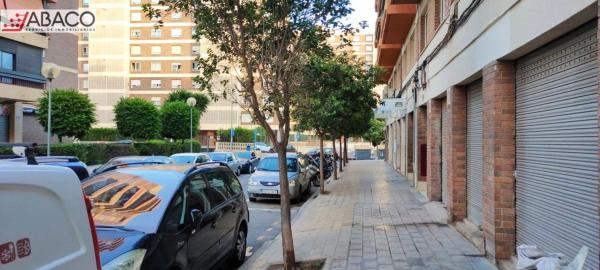 Local en calle Ciudad de Bari