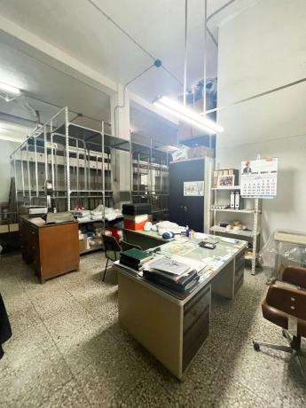 Local en calle de Rafael Asín, 28