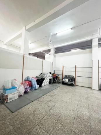 Local en calle de Rafael Asín, 28