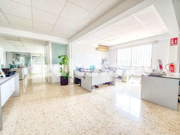 Nave en Barrio Ciudad de Asís - Font-Calent - El Bacarot