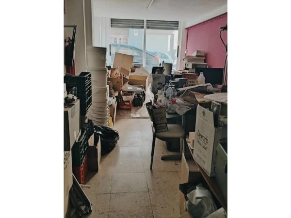 Local en Barrio Altozano