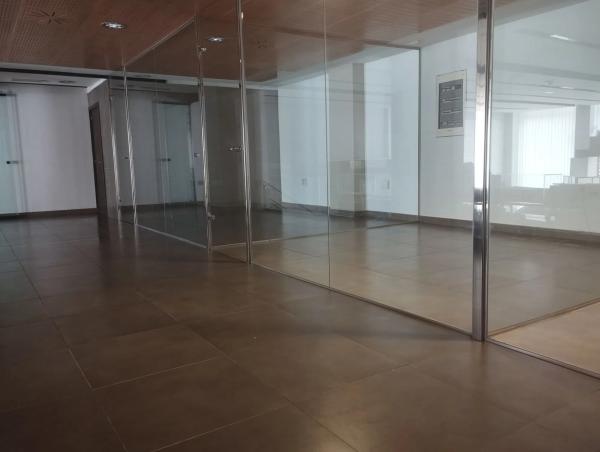 Local en calle bono guarner, 10