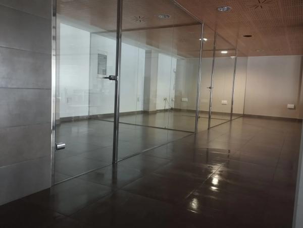 Local en calle bono guarner, 10