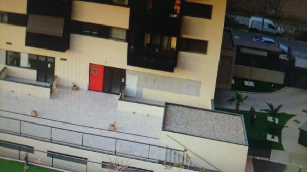 Local en calle Médico Eugenio de la Cruz, 1