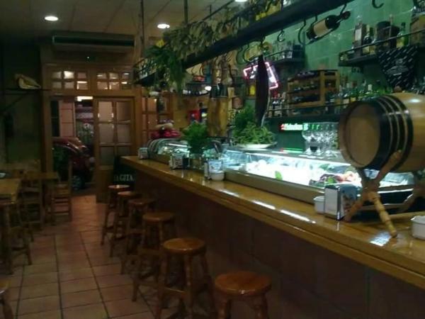 Local en calle General Elizaicin