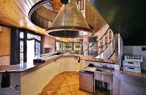 Local en Barrio Ciudad de Asís - Font-Calent - El Bacarot