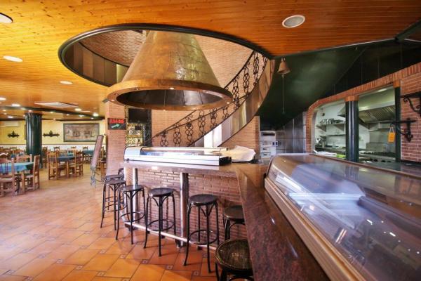 Local en Barrio Ciudad de Asís - Font-Calent - El Bacarot