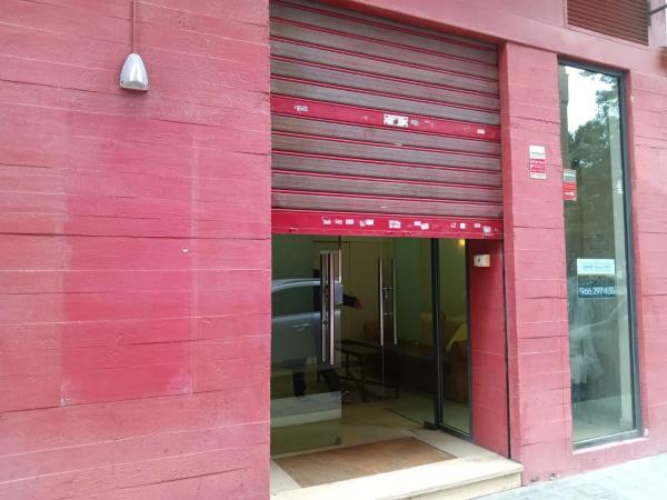 Local en calle Escoto