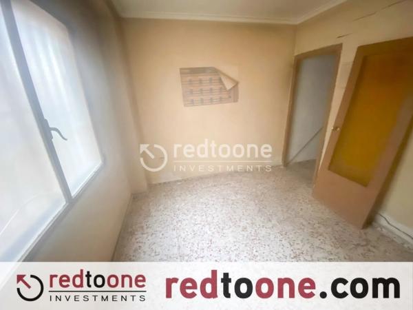 Local en Barrio Campoamor