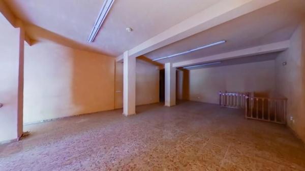 Local en Barrio Ensanche-Diputación