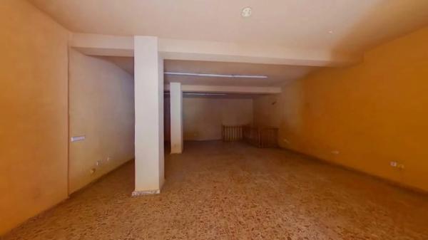 Local en Barrio Ensanche-Diputación