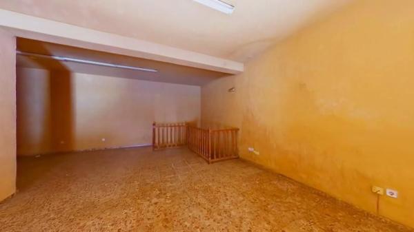 Local en Barrio Ensanche-Diputación