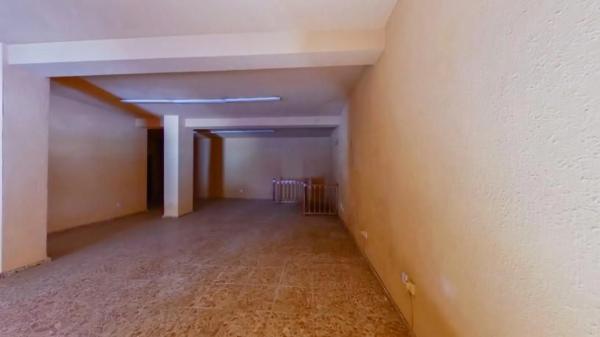 Local en Barrio Ensanche-Diputación