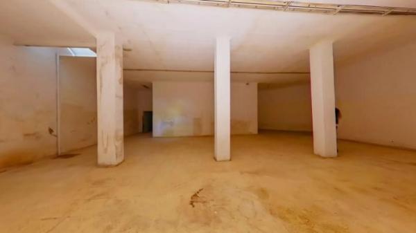 Local en Barrio Ensanche-Diputación