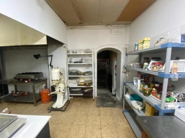 Local en Barrio Ensanche-Diputación