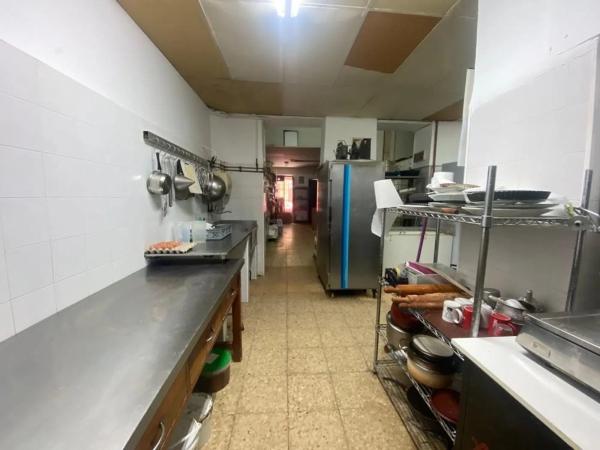 Local en Barrio Ensanche-Diputación