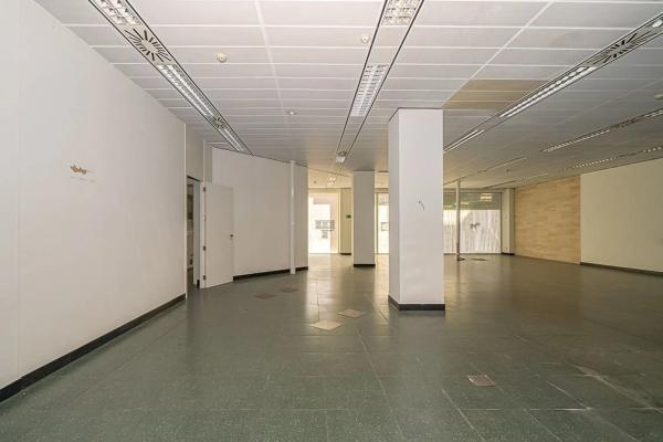 Local en Barrio Carolinas Bajas