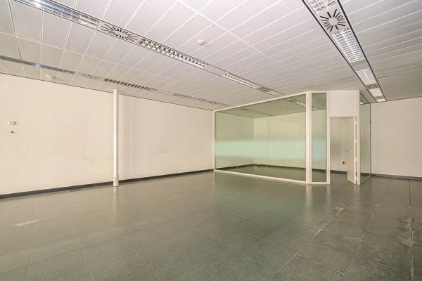 Local en Barrio Carolinas Bajas