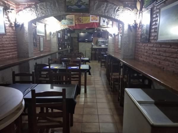 Local en calle Capitán Dema, 5