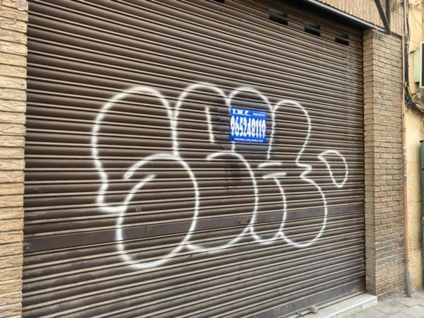 Local en calle San Juan Bautista, 3