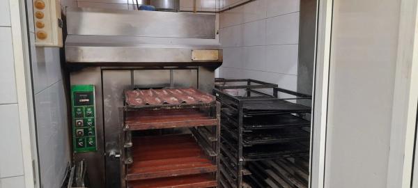 Local en Cruz del Sur