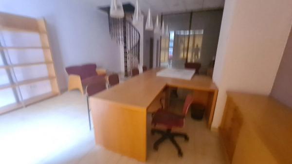 Local en calle Padre Recaredo de Los Rios, 57