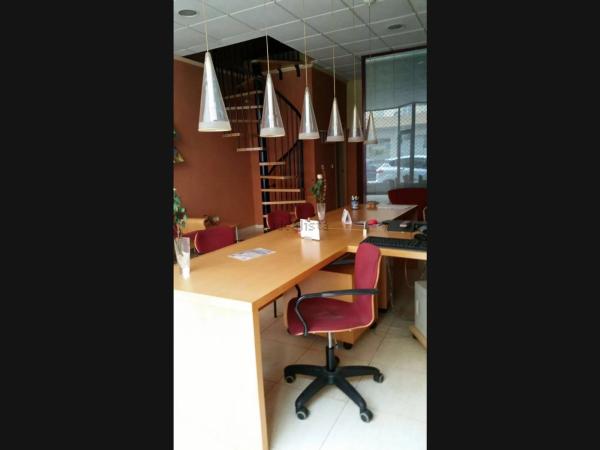 Local en calle Padre Recaredo de Los Rios, 57