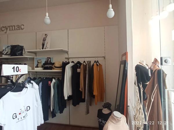 Local en avenida de Holanda, 12