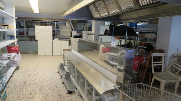 Local en Barrio Vistahermosa