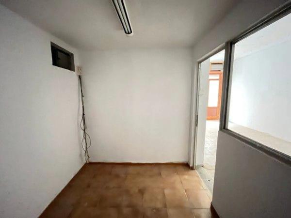 Local o nave en calle Daia Vella