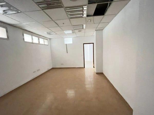 Local o nave en calle Daia Vella