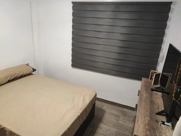 Nave en Barrio Ciudad de Asís - Font-Calent - El Bacarot