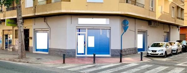 Local en avenida Orihuela, 67