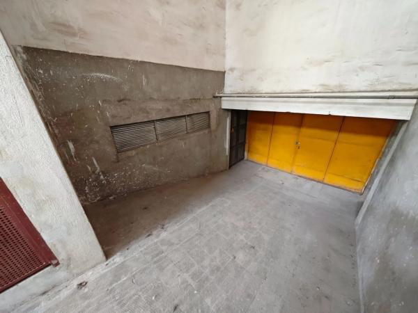 Local en plaza Doctor Gómez Ulla, 1