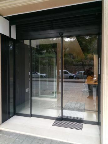 Local en calle Vázquez de Mella, 23