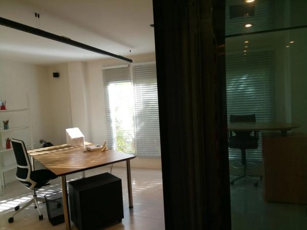 Local en calle Vázquez de Mella, 23