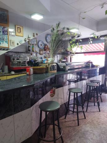 Local en calle Alberola, 49