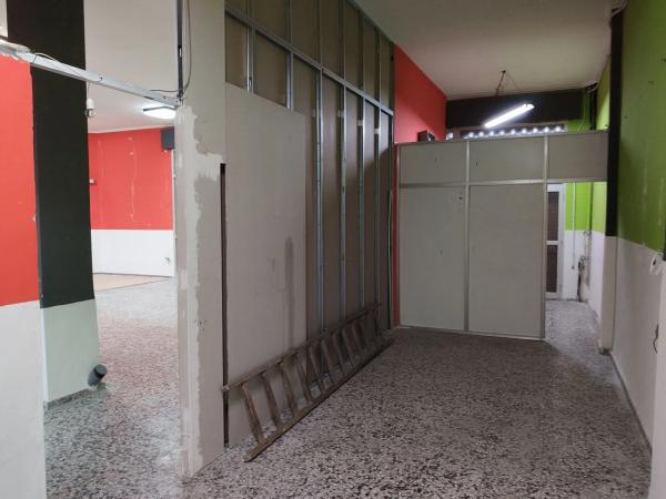 Local en calle Nostra Sentora dels Angels, 16