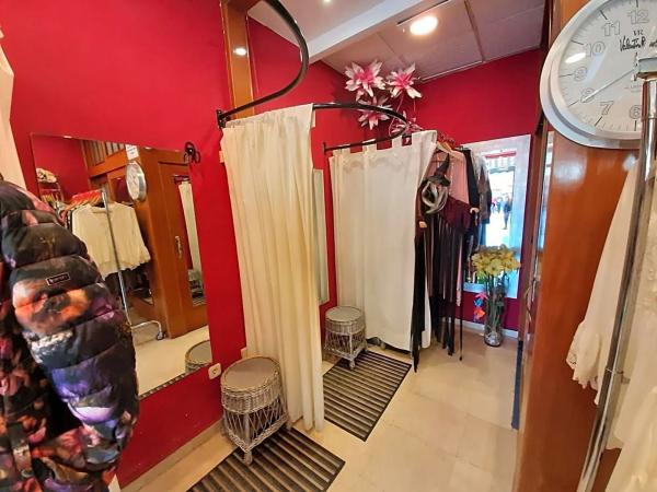 Local en avenida de Holanda