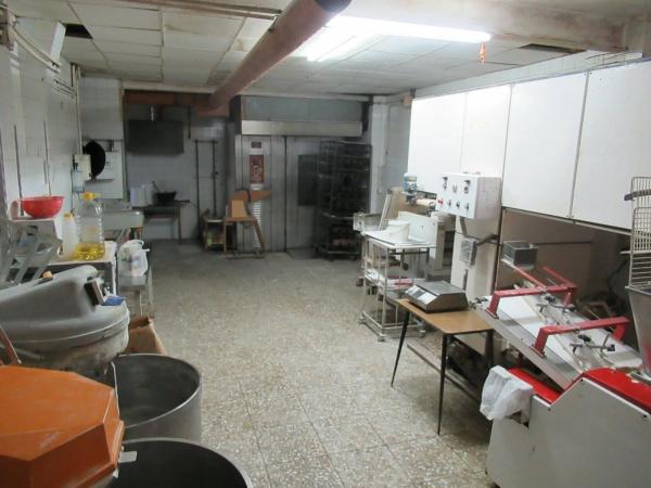 Local en Barrio Carolinas Bajas