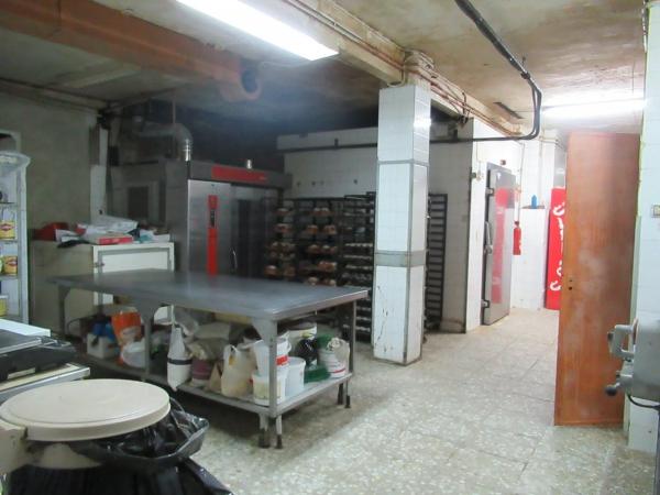 Local en Barrio Carolinas Bajas