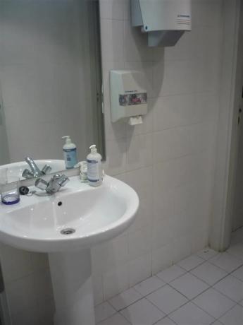 Local en avenida Doctor Gadea, Alicante