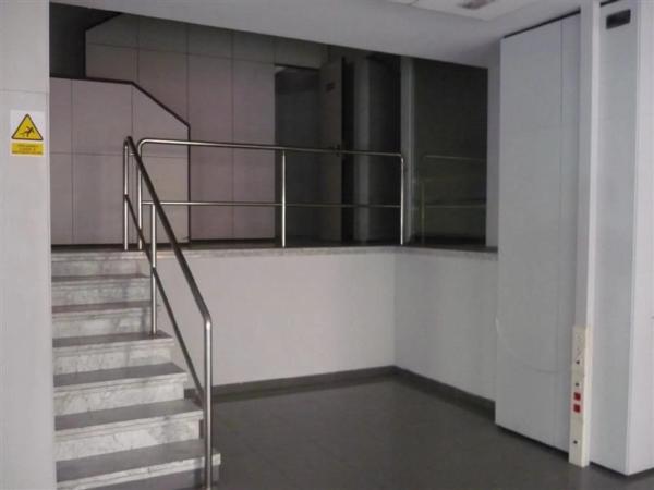 Local en avenida Doctor Gadea, Alicante