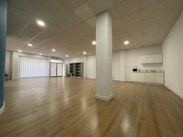 Local en calle de San Salvador