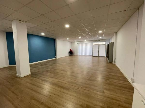 Local en calle de San Salvador