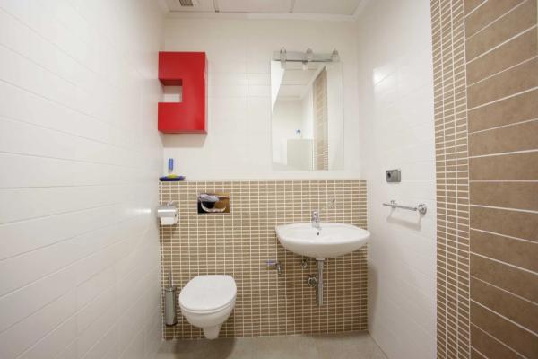 Local en calle Olof Palme, 9  Local 8