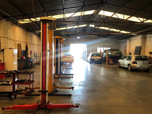 Local en calle de Sant Ramon, 11