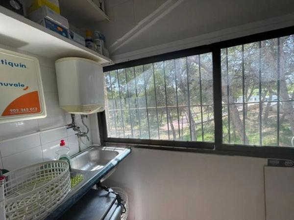 Local en avenida de l'Amerador