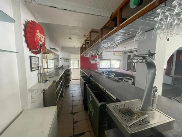 Local en avenida de l'Amerador