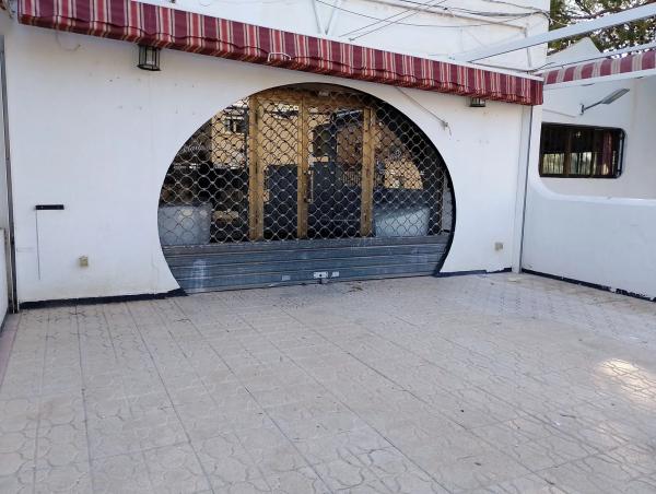 Local en carretera Alicante-Valenc